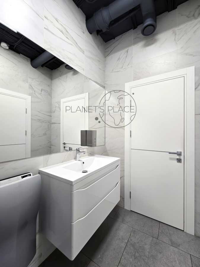 Продаж офісу 288.1 м², Жилянська вул., 118