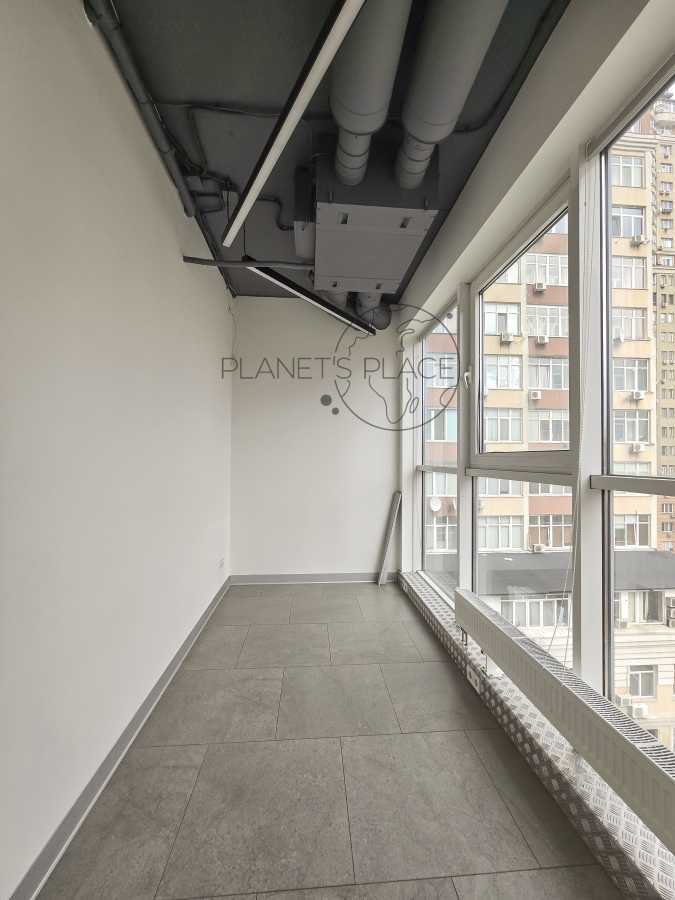 Продаж офісу 288.1 м², Жилянська вул., 118