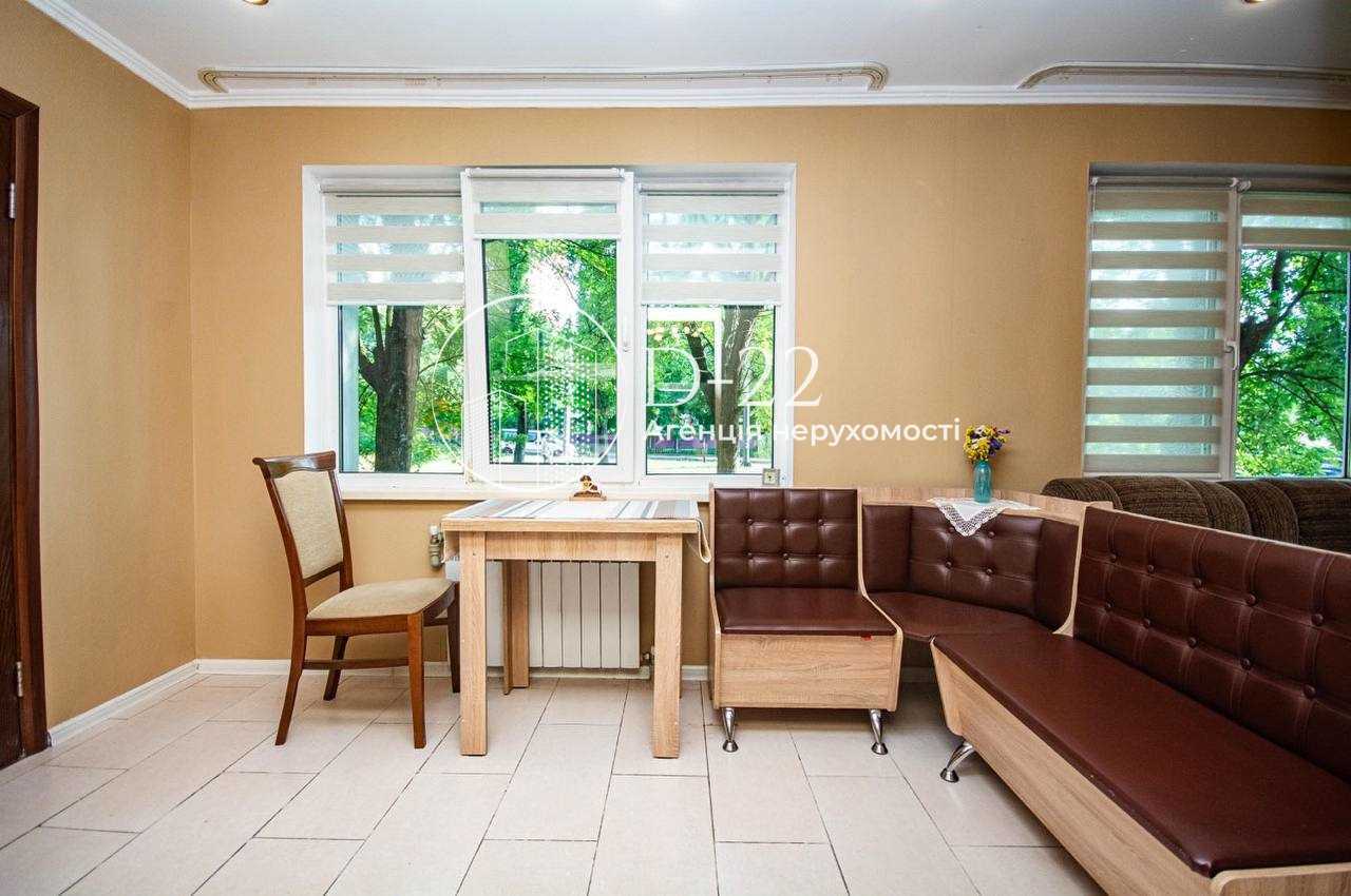 Продажа 3-комнатной квартиры 106 м², Науки просп., 86