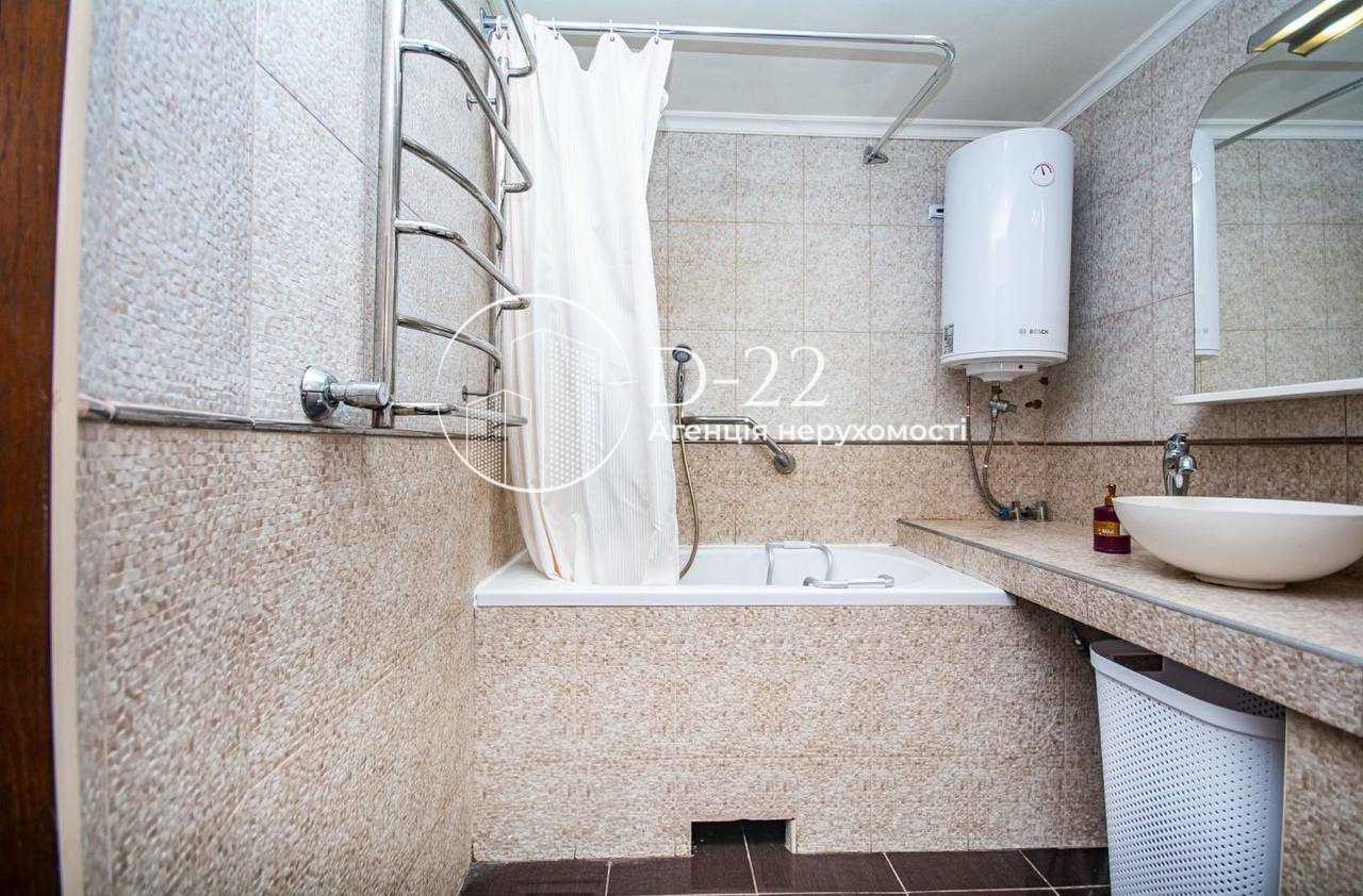 Продажа 3-комнатной квартиры 106 м², Науки просп., 86