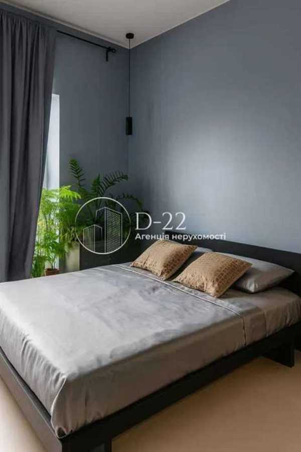 Продажа 3-комнатной квартиры 85 м², Еленовская ул., 10