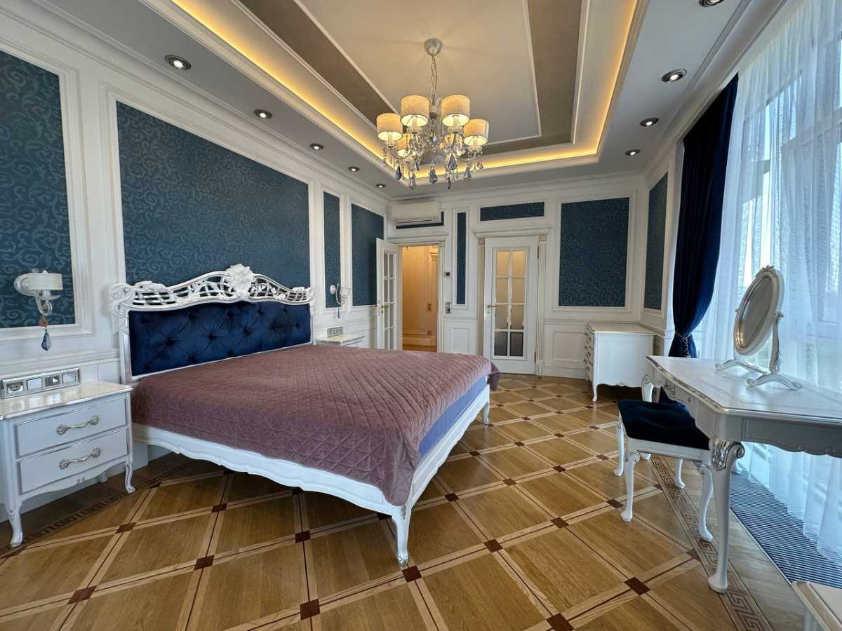 Продажа 3-комнатной квартиры 160.8 м², Бульварно-Кудрявская ул., 21