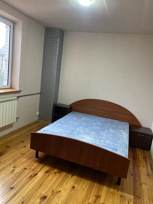 Оренда будинку 300 м², Осокорська вул.