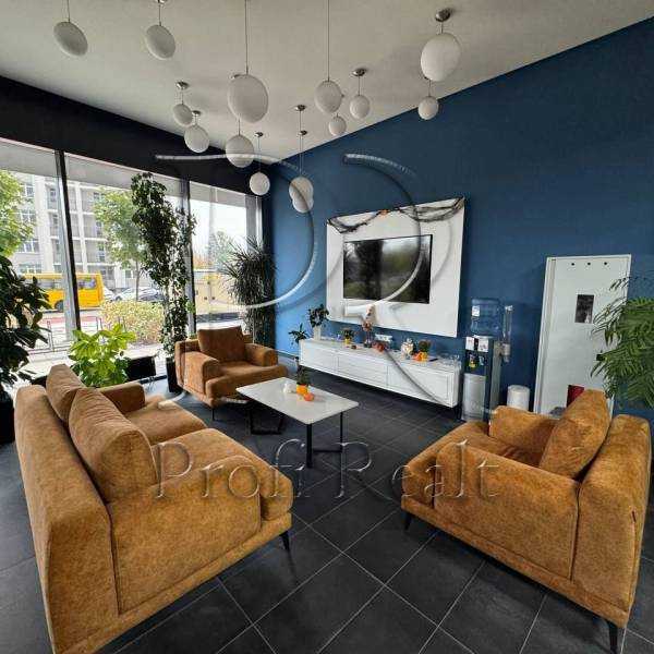 Продажа 2-комнатной квартиры 79 м², Причальная ул., 14