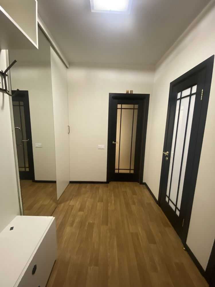 Продажа 1-комнатной квартиры 50 м², Михаила Котельникова ул., Драгоманова, 2