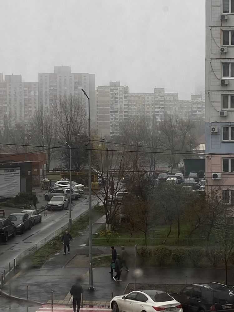 Продажа 1-комнатной квартиры 50 м², Михаила Котельникова ул., Драгоманова, 2