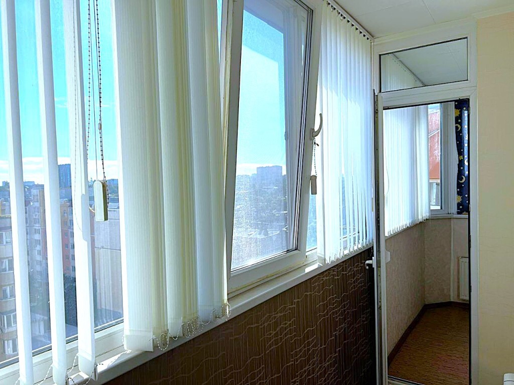 Продаж 2-кімнатної квартири 60 м², Дюковская вул., 8