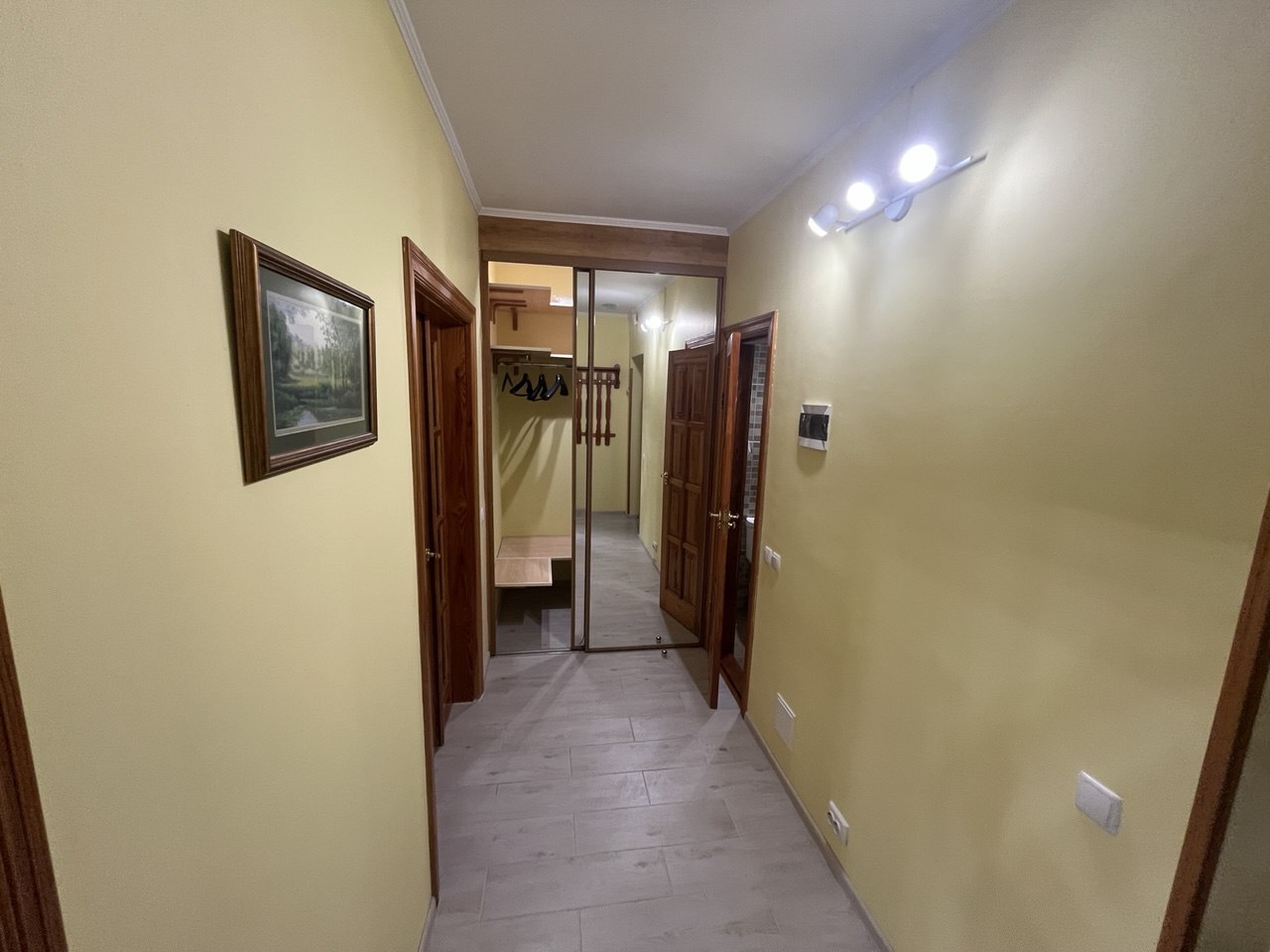 Аренда 1-комнатной квартиры 44 м², Верховинная ул., 35