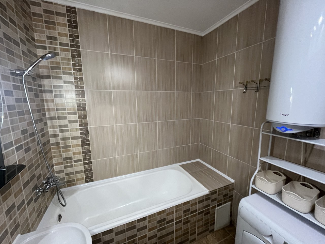 Аренда 1-комнатной квартиры 44 м², Верховинная ул., 35