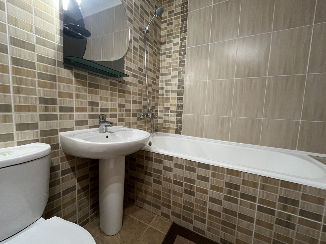 Аренда 1-комнатной квартиры 44 м², Верховинная ул., 35