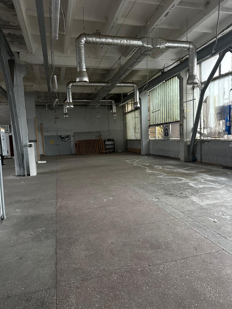 Продажа склада 1700 м², Старовокзальная ул.