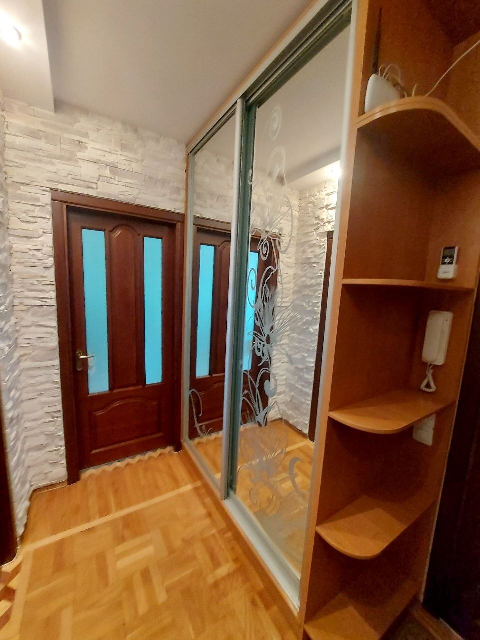 Аренда 2-комнатной квартиры 50 м², Академика Глушко просп.