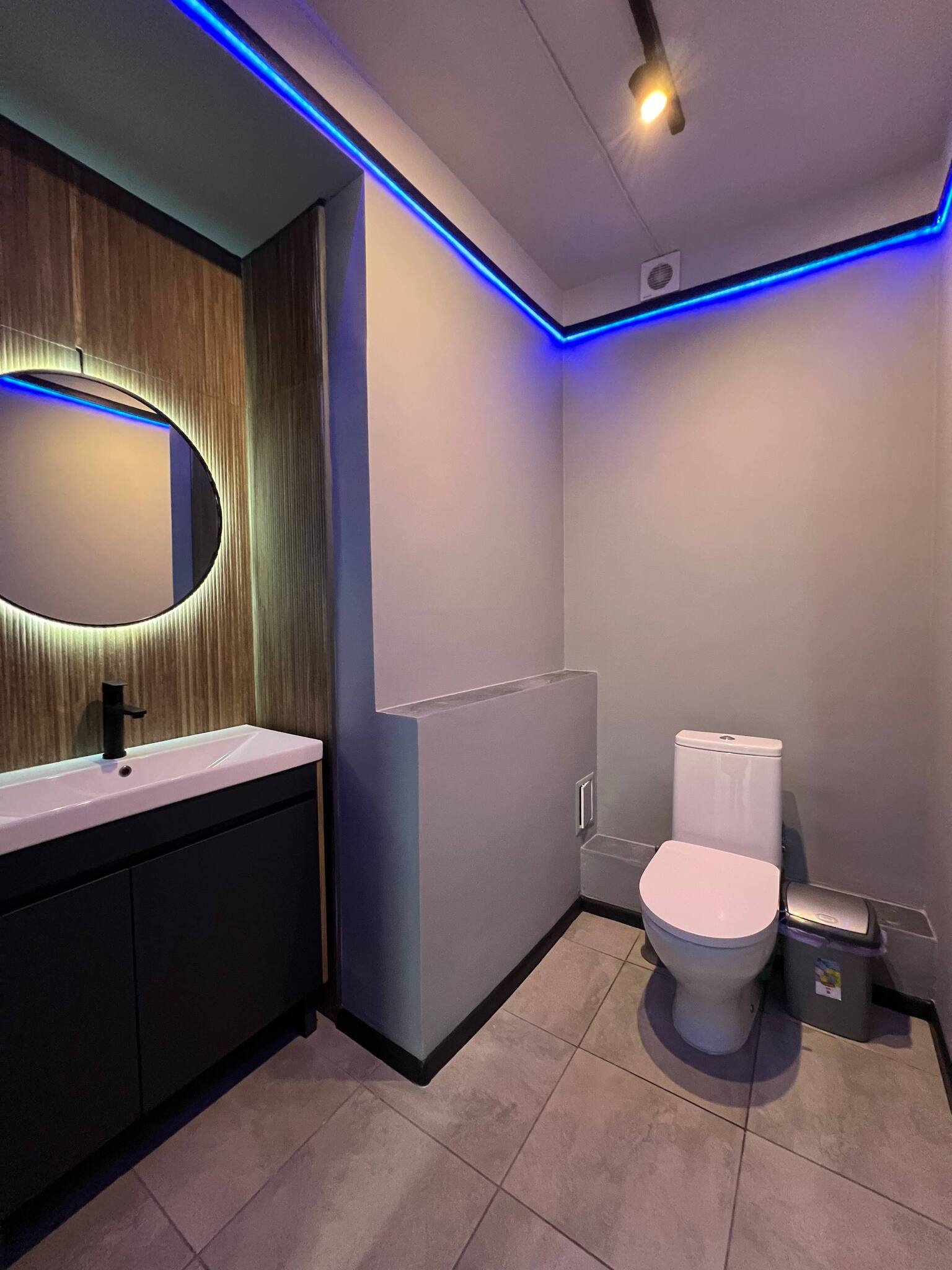 Оренда офісу 100 м², Героїв Крут вул., 8