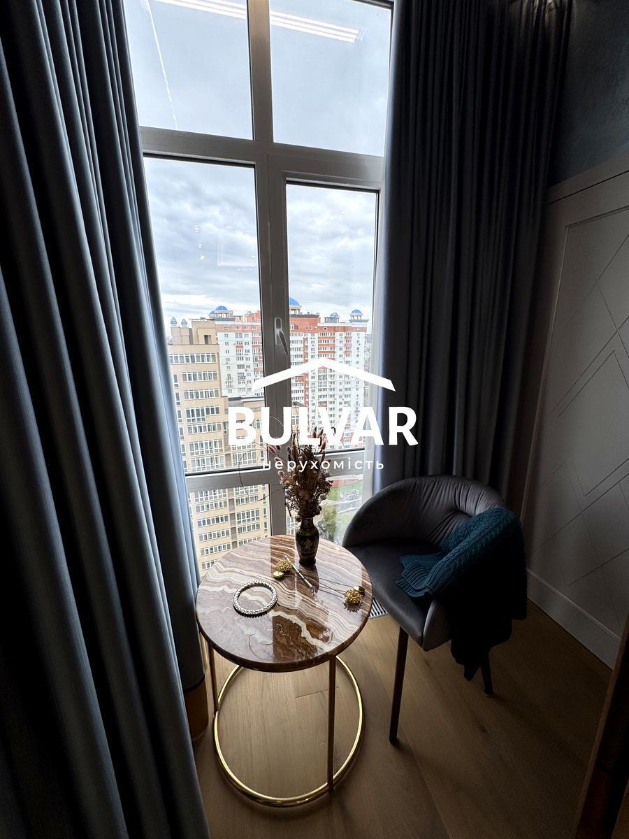 Продажа 3-комнатной квартиры 10 м², Клочковская ул.