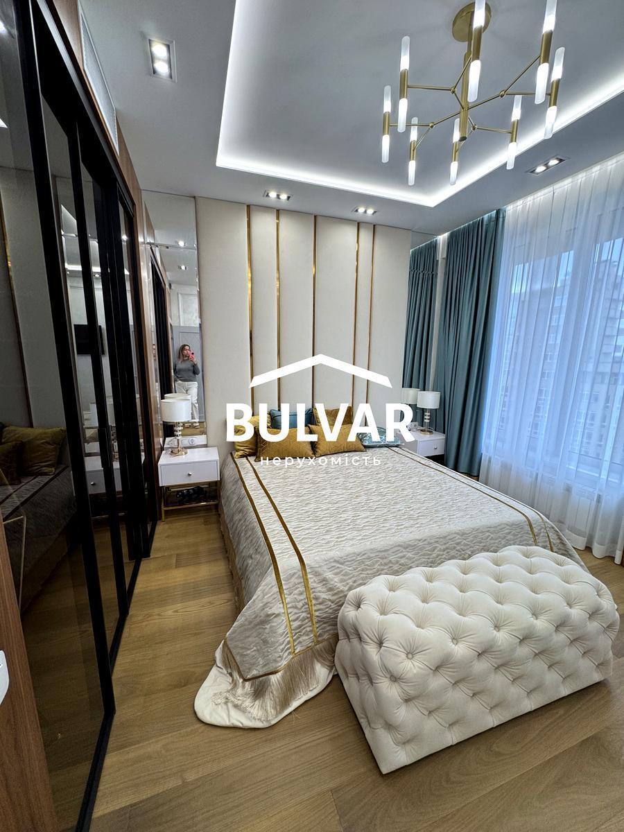 Продажа 3-комнатной квартиры 10 м², Клочковская ул.