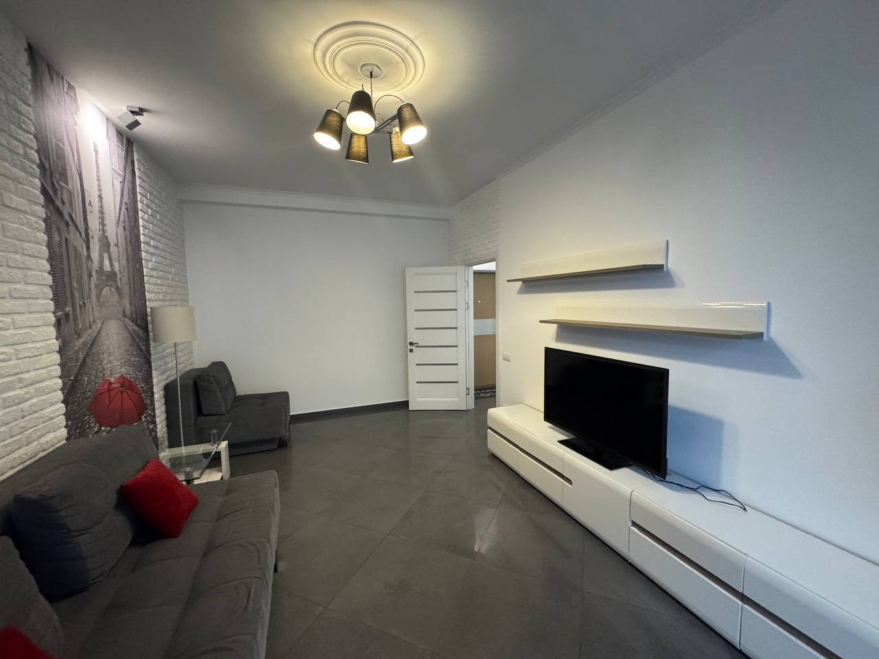 Оренда 2-кімнатної квартири 65 м², Рогнединська вул., 5/14