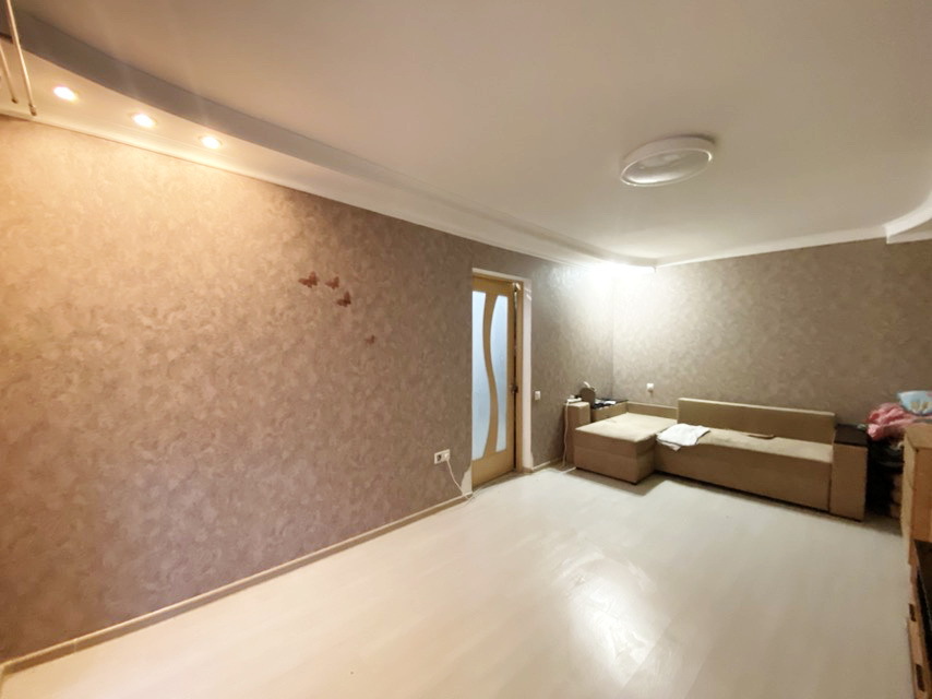 Продажа 2-комнатной квартиры 45.2 м², Киевская ул.