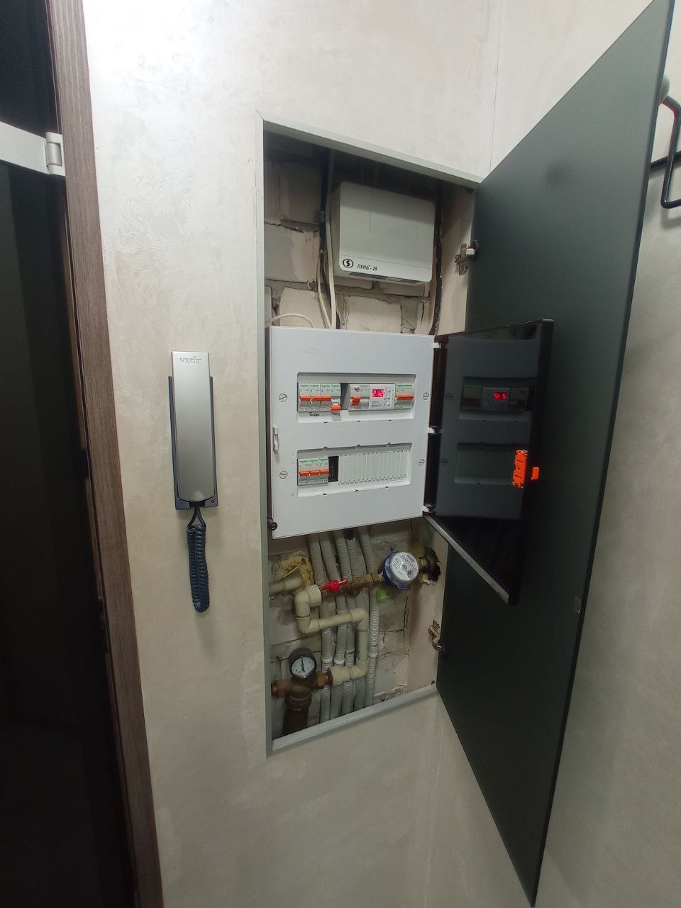 Продажа 1-комнатной квартиры 37 м², Бестужева ул., 11Б