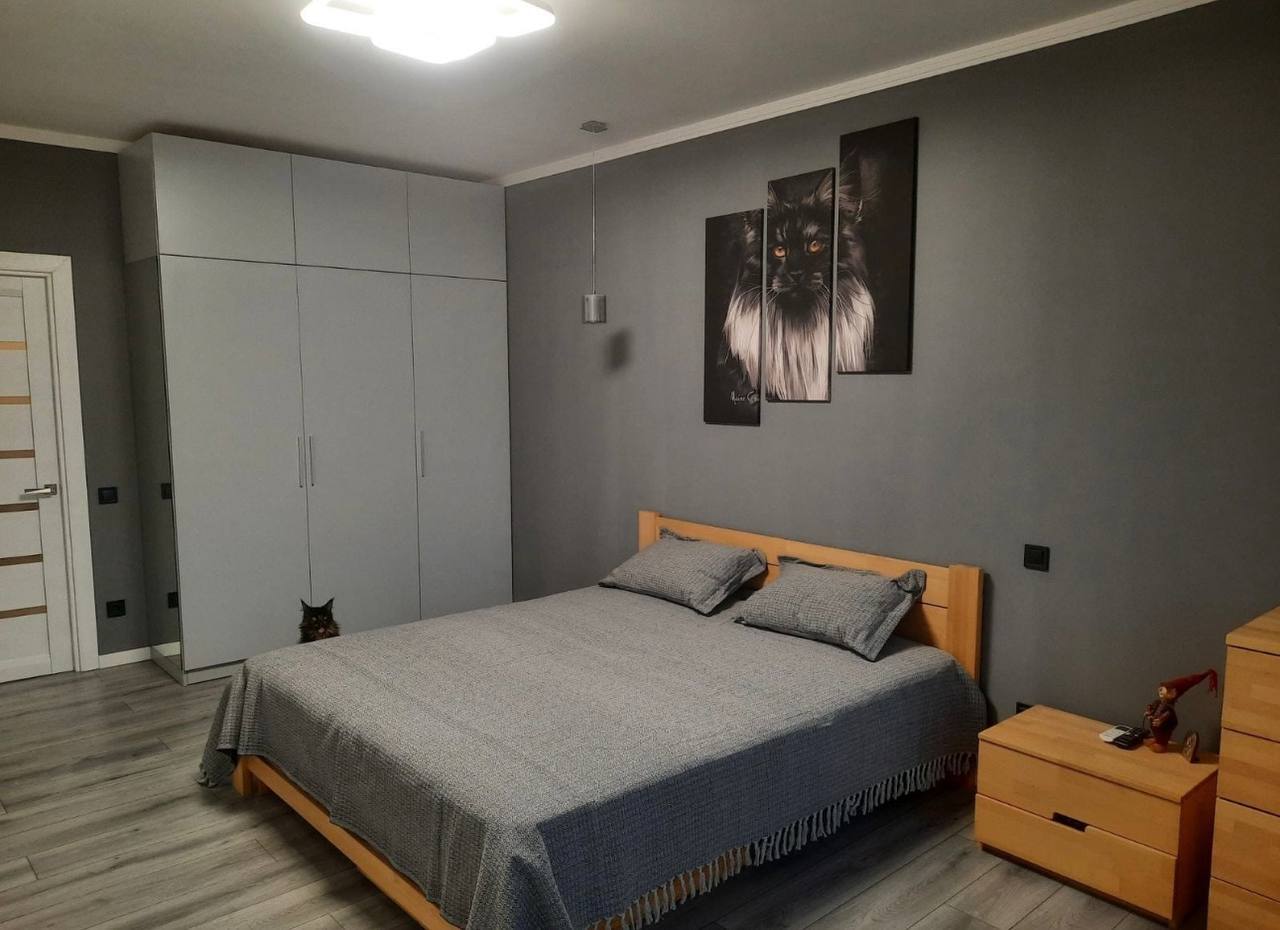 Аренда 3-комнатной квартиры 107 м², Петропавловская ул., 50Б