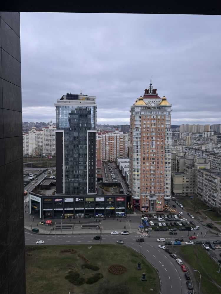 Продаж 4-кімнатної квартири 150 м², Оболонський просп., 26