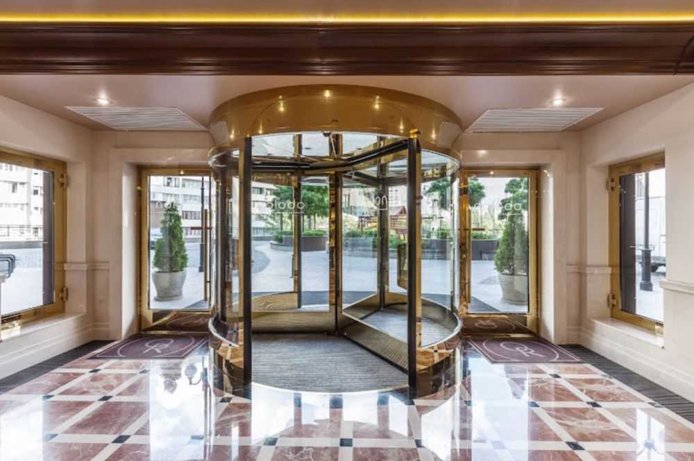 Продаж 4-кімнатної квартири 150 м², Оболонський просп., 26