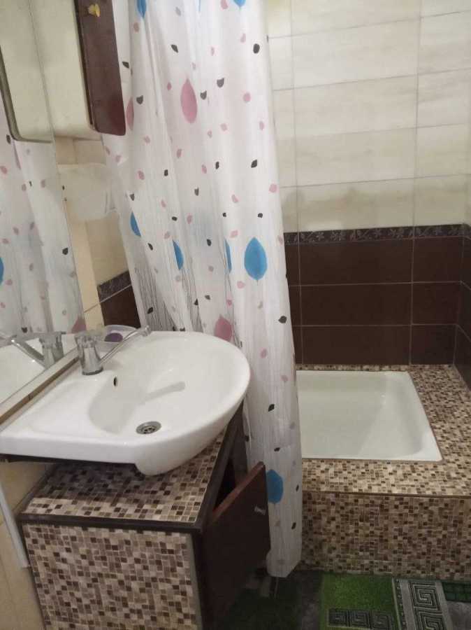 Оренда 2-кімнатної квартири 45 м², Разумовская вул., 33