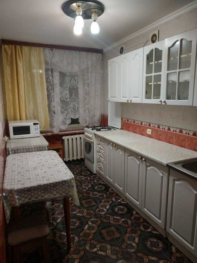 Продажа 3-комнатной квартиры 58.2 м², Зодчих ул., 78