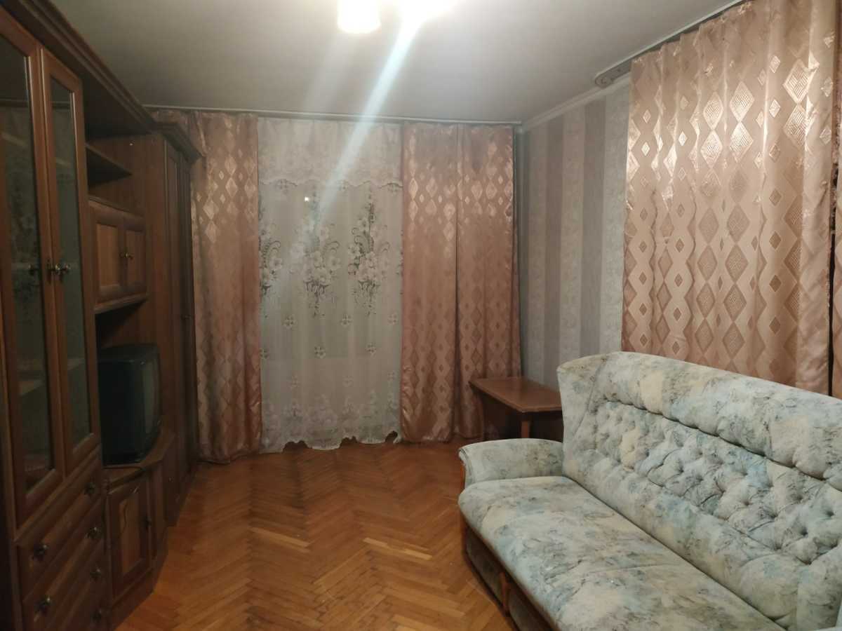 Продажа 3-комнатной квартиры 58.2 м², Зодчих ул., 78
