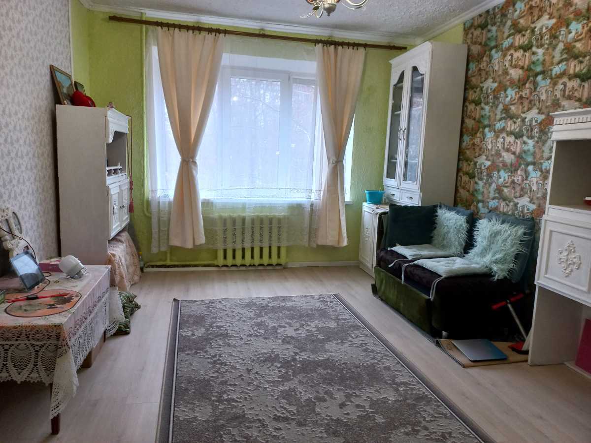 Продажа 2-комнатной квартиры 55 м², Тополь 1 ул., 15