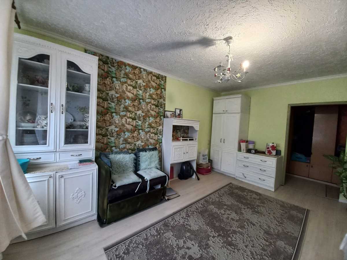 Продажа 2-комнатной квартиры 55 м², Тополь 1 ул., 15