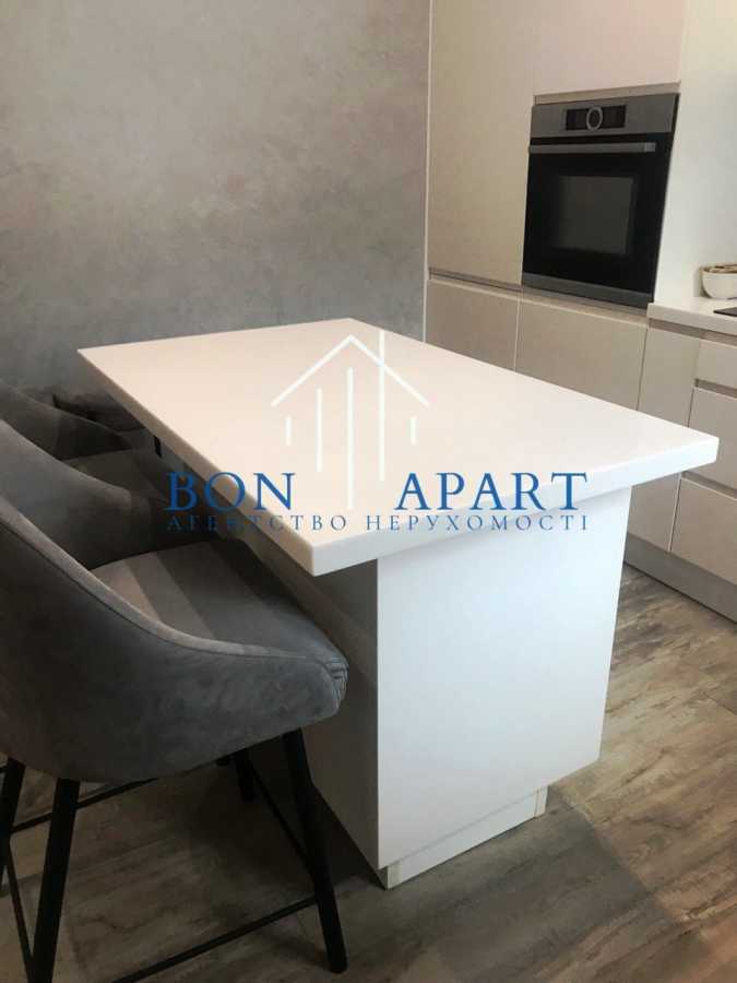 Аренда 2-комнатной квартиры 57 м², Пирогова ул., 1/35