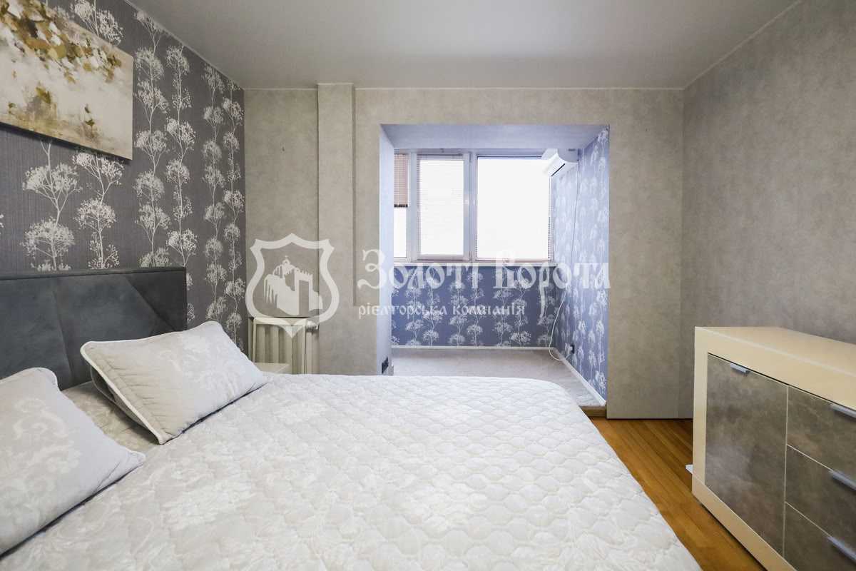 Продажа 3-комнатной квартиры 96.4 м², Михаила Донца ул., Драгоманова, 44а