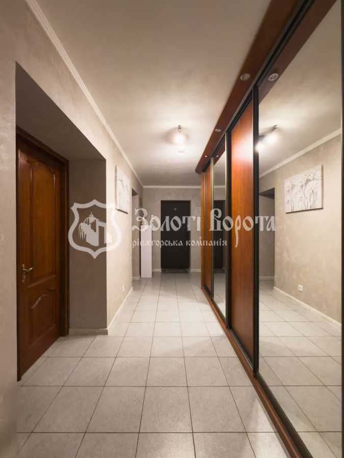 Продажа 3-комнатной квартиры 96.4 м², Михаила Донца ул., Драгоманова, 44а