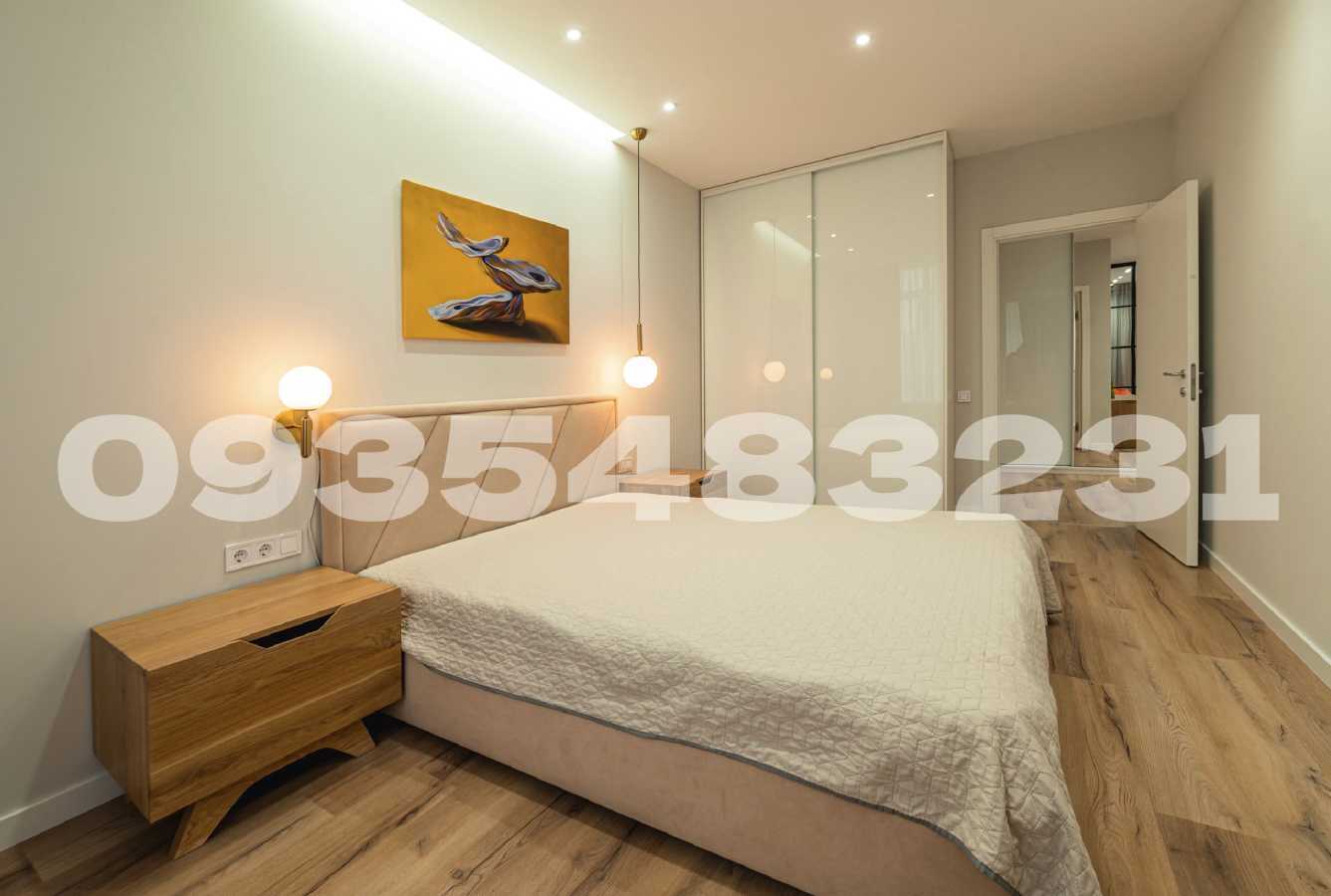 Продажа 2-комнатной квартиры 70 м², Глубочицкая ул., 13-5