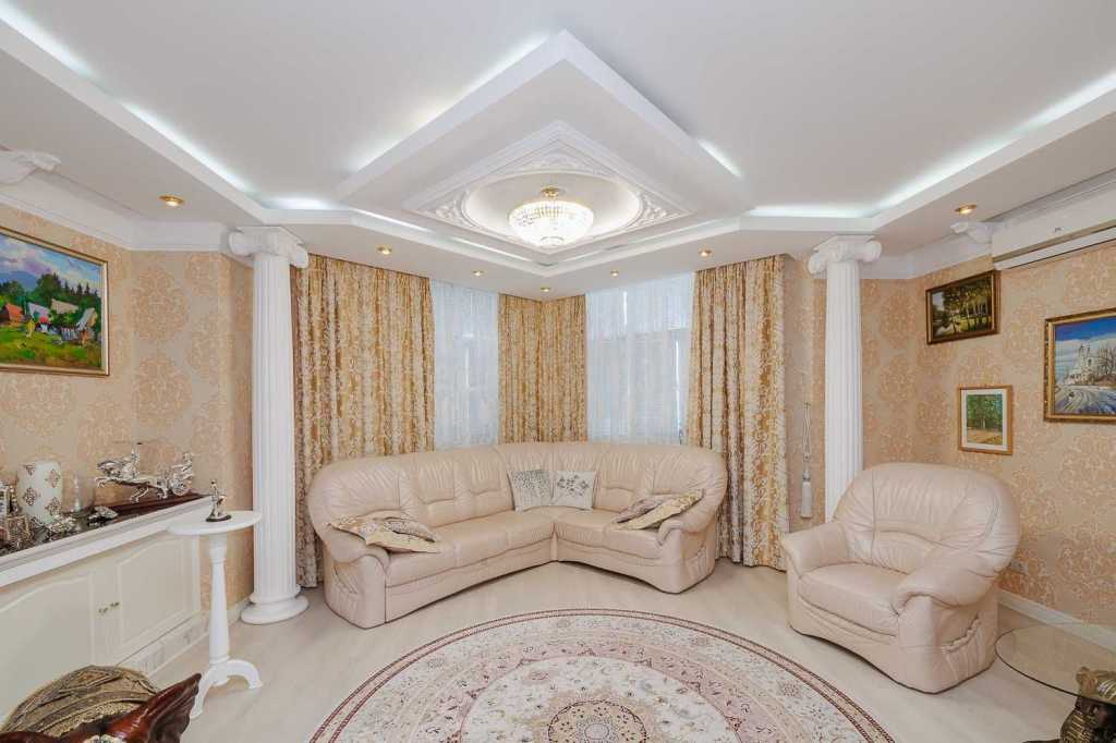 Продажа 3-комнатной квартиры 129.9 м², Курська, 13