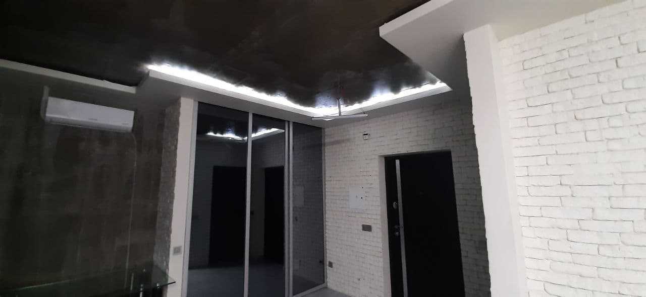 Продажа 1-комнатной квартиры 45 м², Михаила Котельникова ул., Драгоманова, 2а