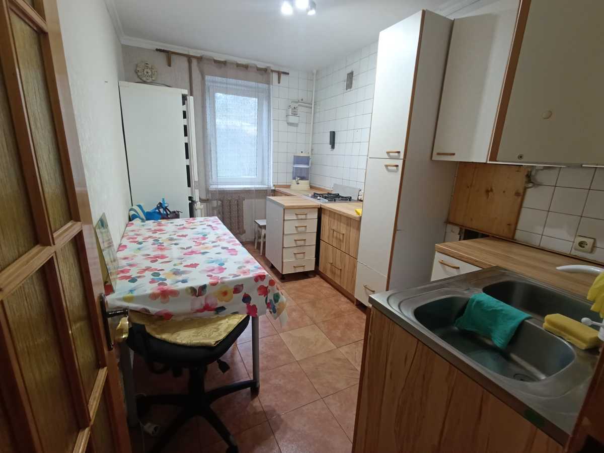 Оренда 3-кімнатної квартири 68 м², Балківська вул., 3/1