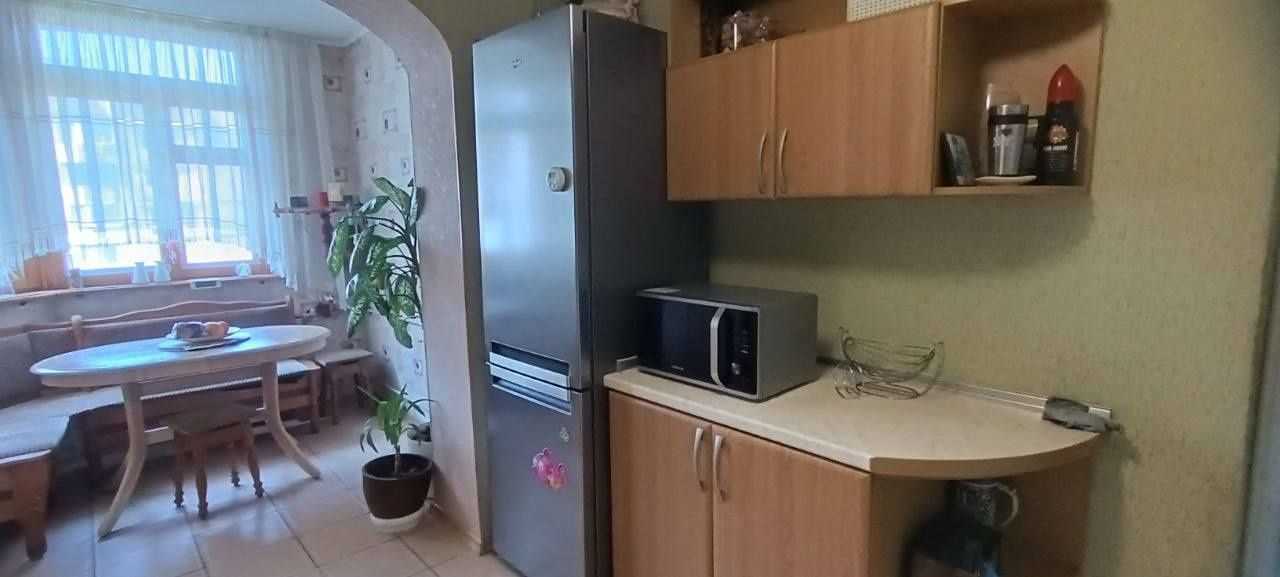 Оренда 3-кімнатної квартири 75 м², Скворцова вул., 2