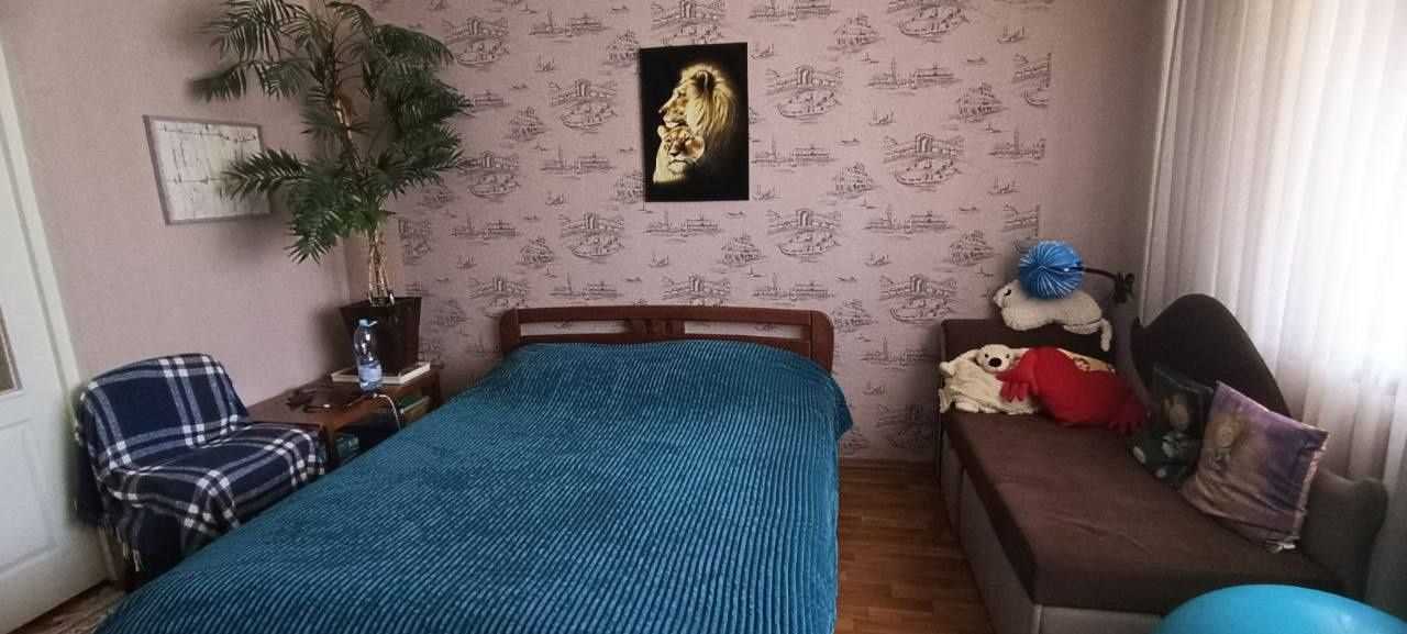 Оренда 3-кімнатної квартири 75 м², Скворцова вул., 2