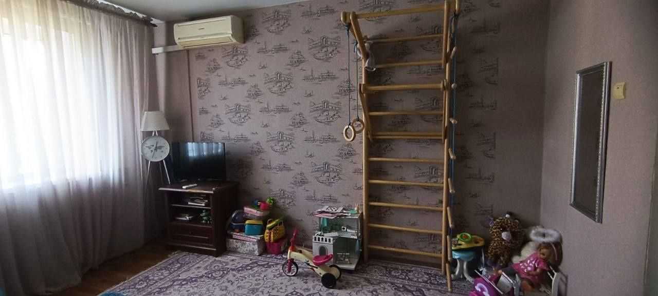 Оренда 3-кімнатної квартири 75 м², Скворцова вул., 2