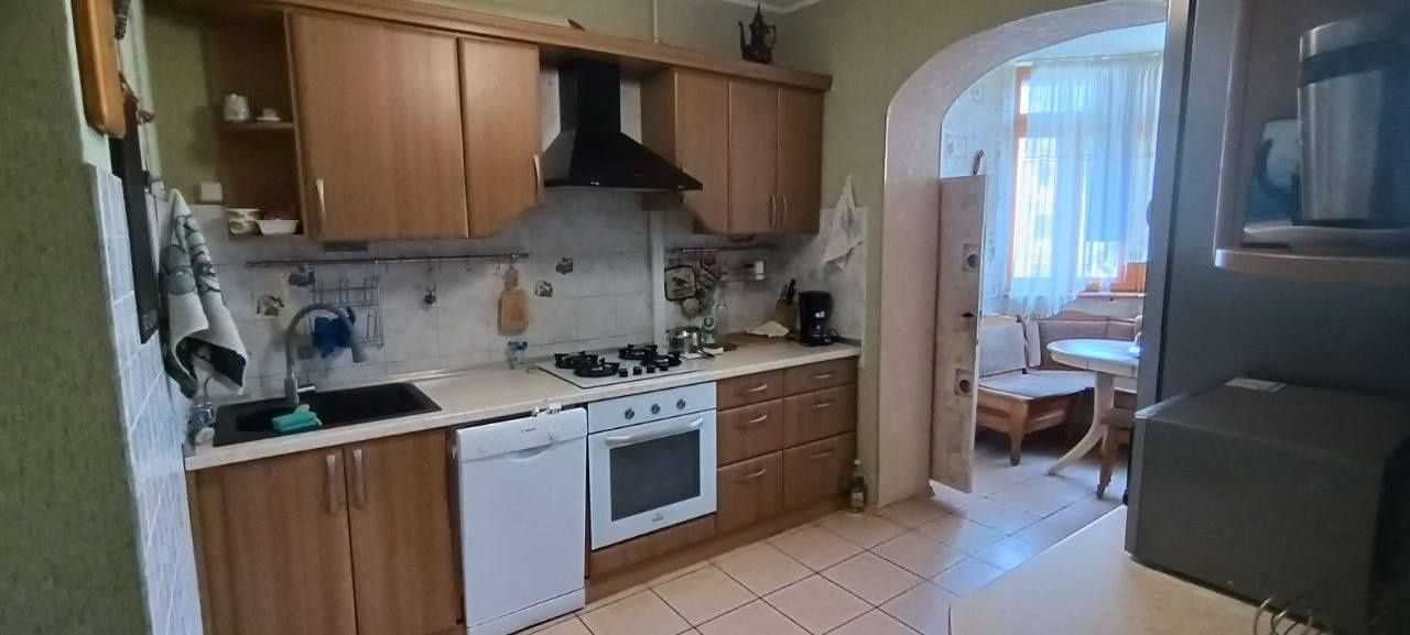 Оренда 3-кімнатної квартири 75 м², Скворцова вул., 2