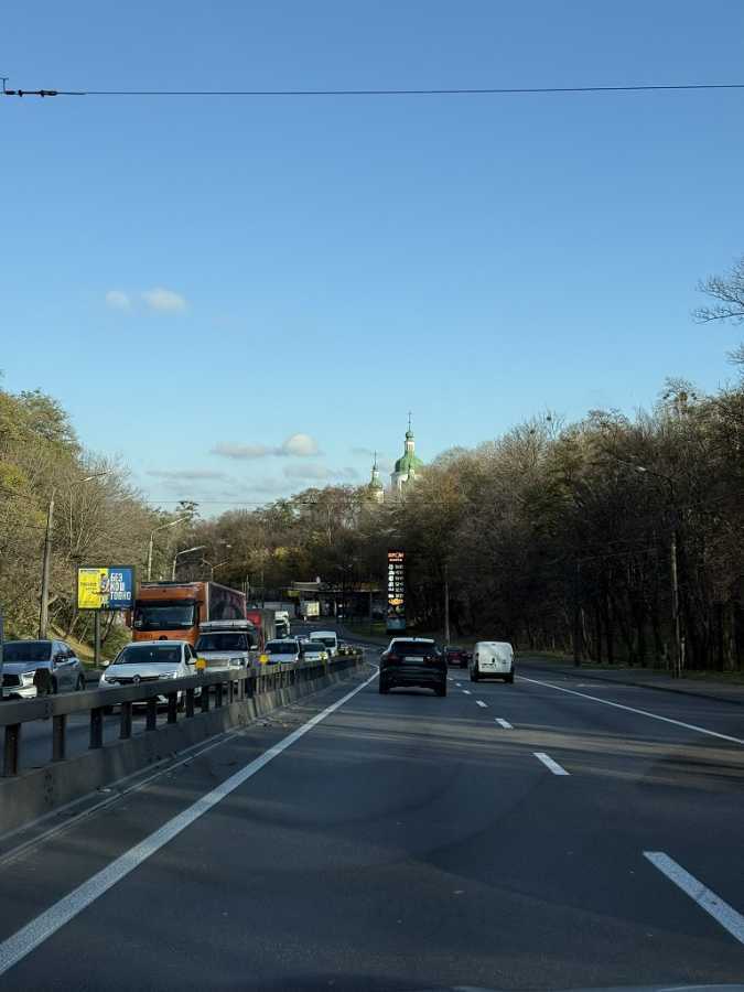 Оренда офісу 83 м², Дмитрівська вул., 35