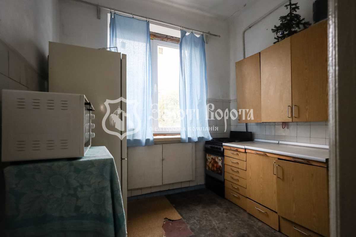 Продаж 2-кімнатної квартири 54.7 м², Вишгородська вул., 33