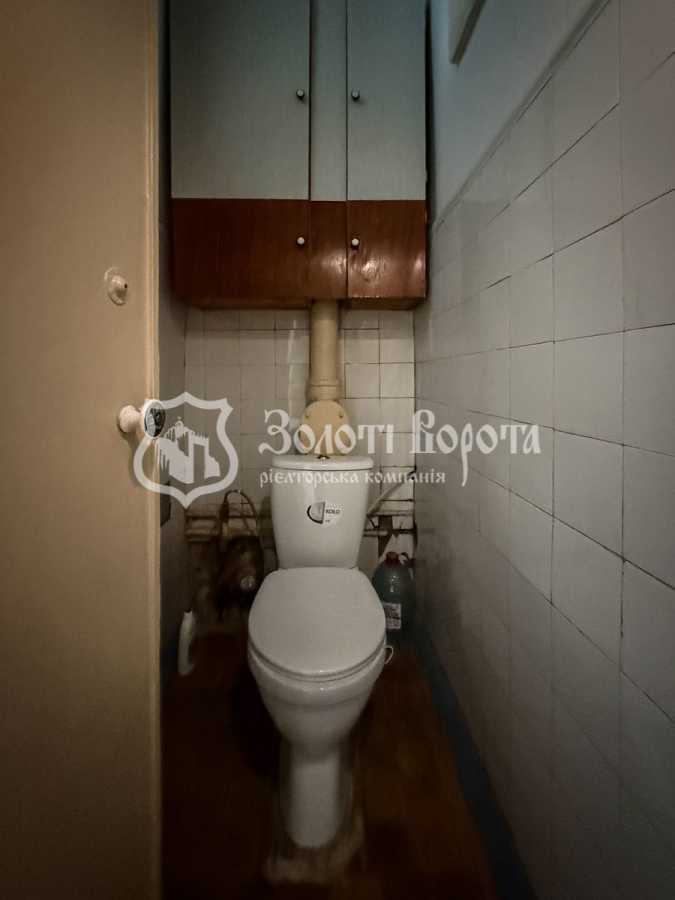 Продаж 2-кімнатної квартири 54.7 м², Вишгородська вул., 33