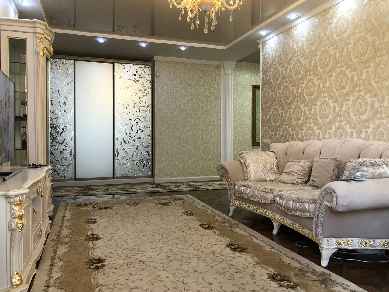 Аренда 3-комнатной квартиры 103 м², Василия Симоненко ул., 5А