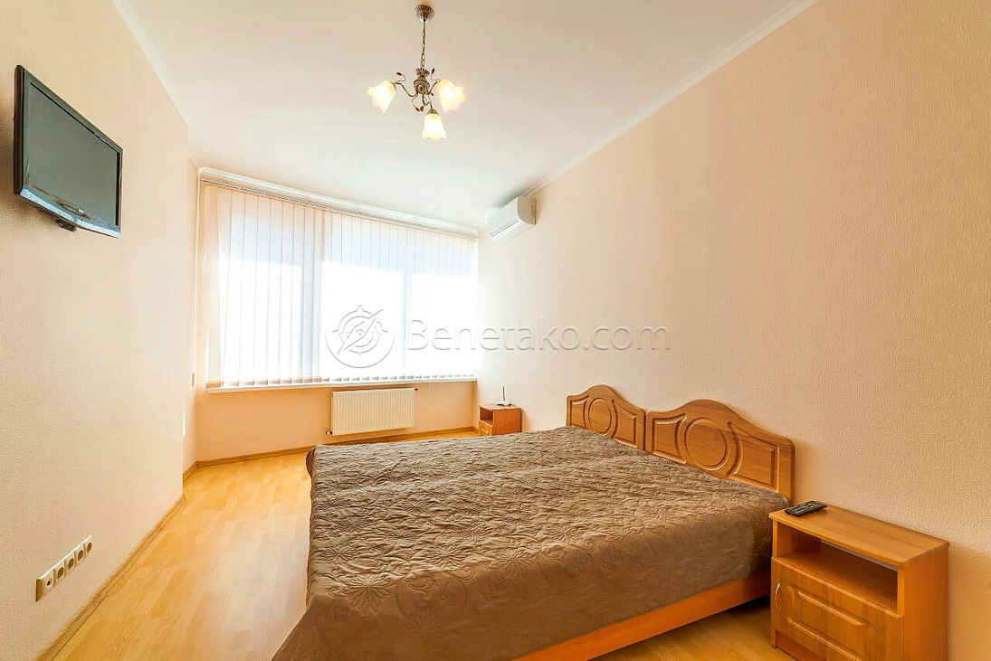 Оренда 3-кімнатної квартири 90 м², Генуэзская вул., 5