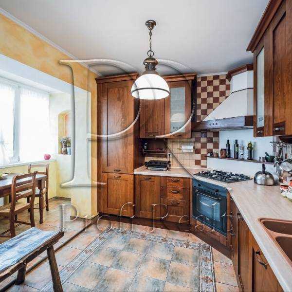 Продажа 3-комнатной квартиры 83 м², Южная ул., 17