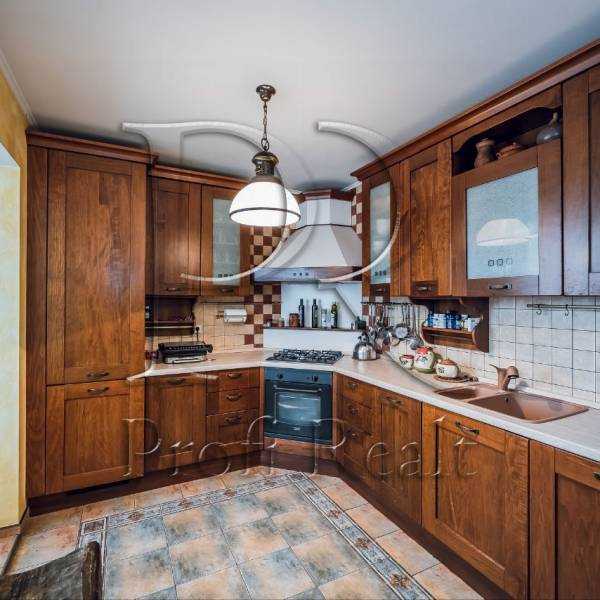 Продажа 3-комнатной квартиры 83 м², Южная ул., 17