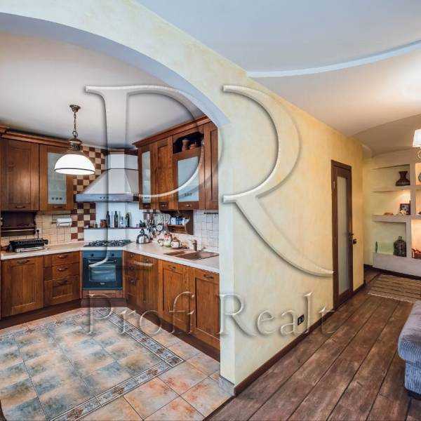 Продажа 3-комнатной квартиры 83 м², Южная ул., 17