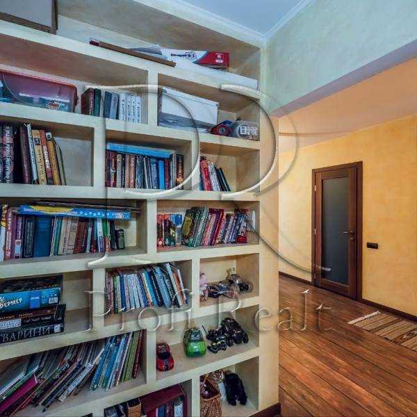 Продажа 3-комнатной квартиры 83 м², Южная ул., 17